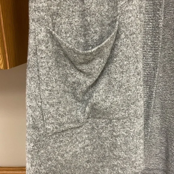 Flaunt Boutique Gray Speckled Cardigan - Picture 4 of 12